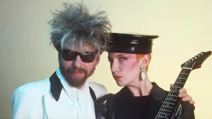 Eurythmics Iconic Duo Wallpaper