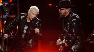 Eurythmics Live Performance Wallpaper