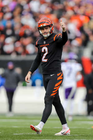 Evan Mc Pherson Bengals Thumbs Up Wallpaper