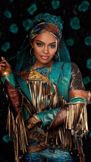 Evie Style In Descendants Wallpaper