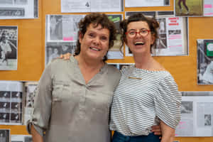 Evonne Goolagong Cawley Having A Candid Conversation With Andrea James Wallpaper