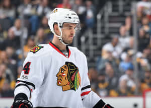 Exceptional Defenseman Marc-edouard Vlasic Of The Chicago Hawks In-game Action Wallpaper