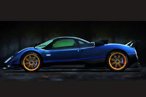 Exclusive Pagani Zonda Tricolore In Action Wallpaper