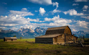 Experience Peace And Tranquillity At This Ranch In The Countryside. Wallpaper