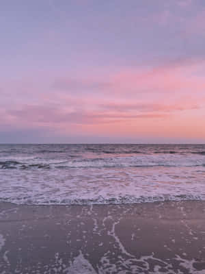 Experience The Beauty Of Paradise With The Stunning Pink Beach Aesthetic. Wallpaper