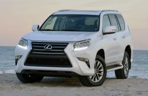 Experience The Luxury And Power Of Lexus Gx 460 Wallpaper