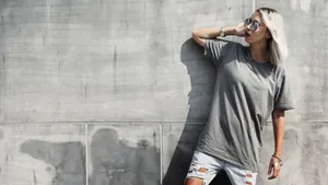 Explore The Explorations Of Cool Gray Wallpaper