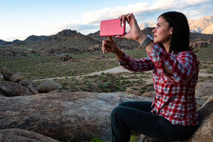 Exploring The Beauty Of Nature Through The Lens Wallpaper