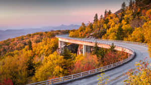 Exploring The Beauty Of The Blue Ridge Parkway Wallpaper