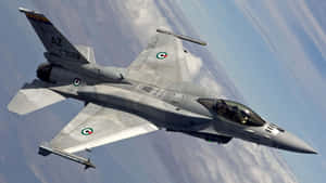 F16 Fighting Falcon In Flight Wallpaper