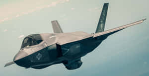 F35 Jet In Flight Wallpaper