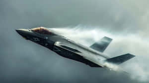 F35 Lightning I I In Flight Wallpaper