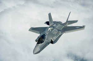 F35 Lightning I I In Flight Wallpaper