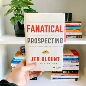 Fanatical Prospecting Book Heldin Hand Wallpaper