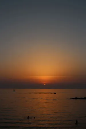 Fascinating Sunset Horizon Wallpaper