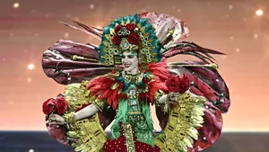 Fatima Bosch Cultural Festival Wallpaper