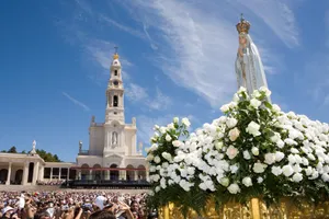 Fatima Sanctuary Our Lady Of Fatima Statue Wallpaper