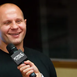 Fedor Emelianenko, Pride Of Russian Mma, Showcases Triumph Smile Wallpaper