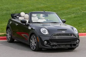 Feel The Breeze In A Mini Cooper S Convertible Wallpaper