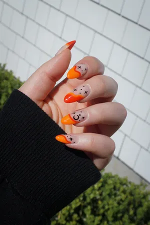 Feeling Festive? Show Off Your Spooky Style With Halloween Nail Art! Wallpaper