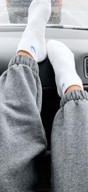Feeton Car Dashboardin White Socks Wallpaper