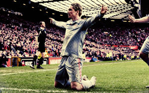 Fernando Torres Kneeling On The Field Wallpaper