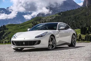 Ferrari Gtc4lusso In Motion Wallpaper