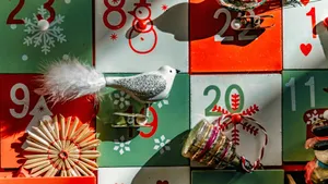 Festive Advent Calendar Details Wallpaper