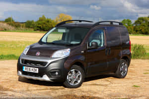 Fiat Fiorino Cargo Van Wallpaper