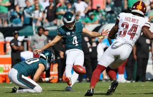 Field Goal Attempt Football Game Wallpaper