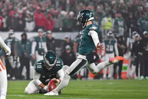 Field Goal Attemptin Football Game Wallpaper