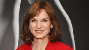 Fiona Bruce Posing For A Photo Wallpaper