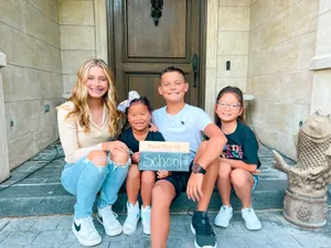 First Dayof School Siblings Smile Wallpaper