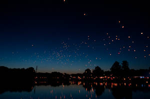 Flying Chinese Lanterns Wallpaper