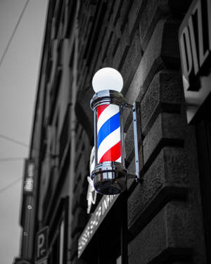 Focused Barber Pole Wallpaper