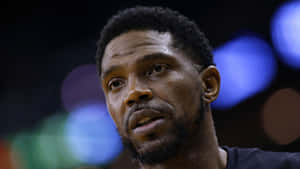 Focused Basketball Player Udonis Haslem Wallpaper