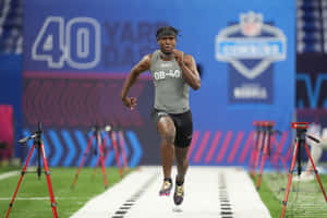 Football Combine40 Yard Dash Wallpaper