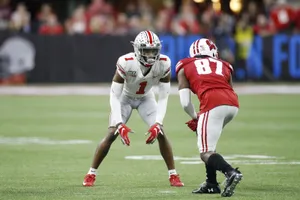 Football_ Defensive_ Stance_vs_ Receiver.jpg Wallpaper