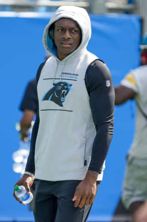 Football Player Carolina Panthers Hoodie Wallpaper