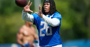 Football Player Catching Practice26 Wallpaper