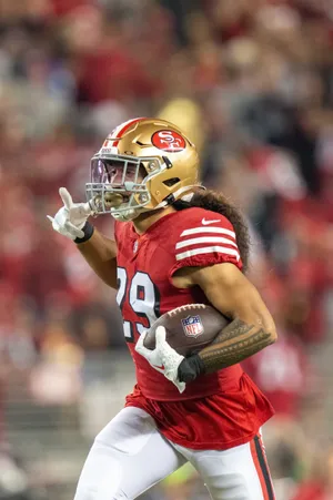 Football_ Player_ Celebrating_on_ Field_29 Wallpaper