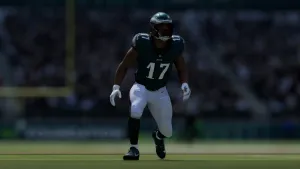 Football Player Number17 Action Shot Wallpaper