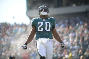 Football Player Number20 Celebration Wallpaper