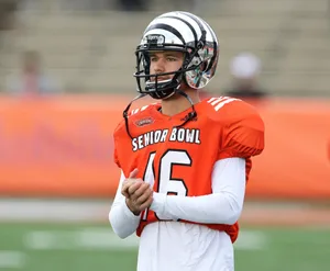 Football Player Senior Bowl Uniform Wallpaper