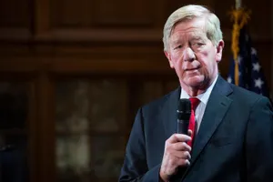 Formal Attire Of William Weld Wallpaper
