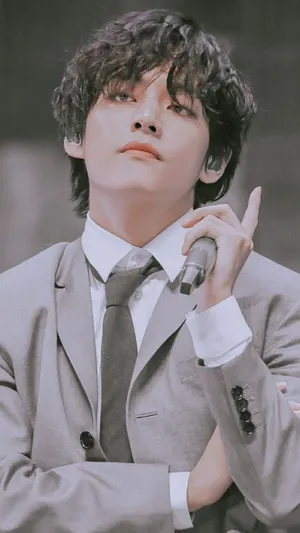 Formal Kim Taehyung Wallpaper