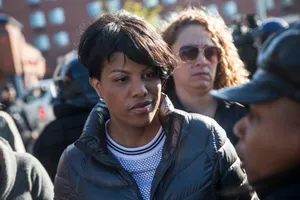 Former Mayor Stephanie Rawlings-blake Engaged In Conversation Wallpaper