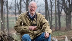 Former U.s. Secretary, Henry Paulson, Bird Watching Wallpaper