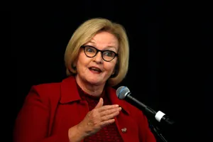 Former U.s. Senator Claire Mccaskill Speaking At An Event Wallpaper