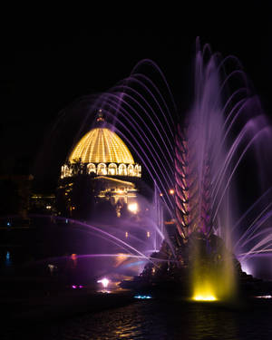 Fountain Night City Wallpaper